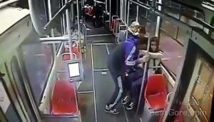 dashboard-video-girl-assault-guy-tram-belgrade-serbia.jpg
